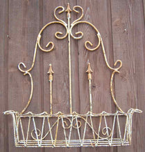 3 ARROW FRENCH BASKET