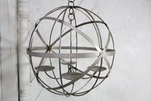 24in Strap & Wire Chandlier with Chain