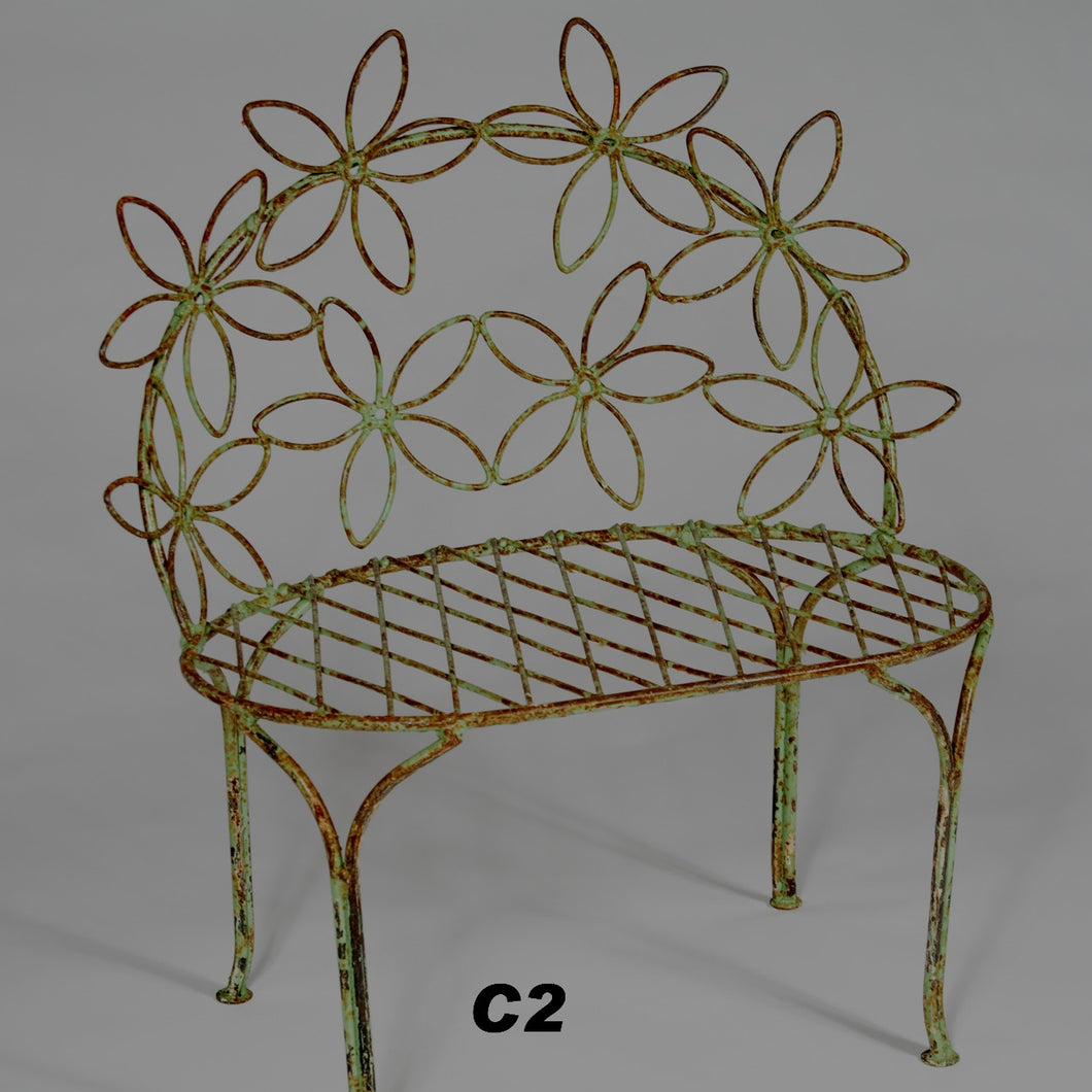 CHILD'S DAISEY BENCH