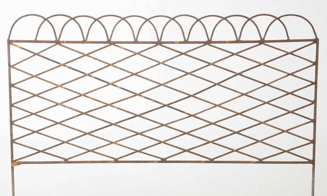 Rounded Fence with XX's Pattern