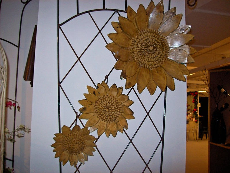 Set of 3 S-Wire Sunflowers
Sm, Med, Lg