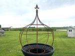 Fat Topiary with Finial