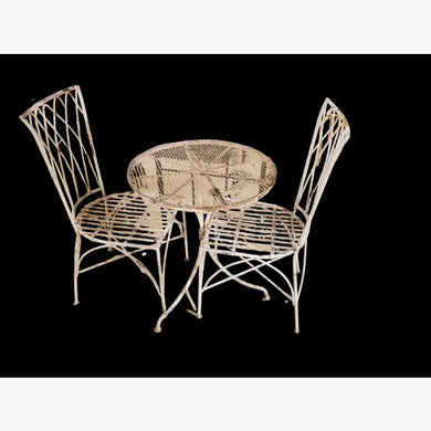 Wrought Iron Simple Table with 2 Carolina Chairs