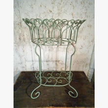 Wrought Iron 29" Helen Heart Oval Plant Stand Rustic Style