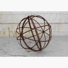 Iron Strap & Wire Sphere Ball Yard Décor Hanging Sphere