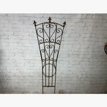 Iron Fancy Heart Trellis with Three Finials Plant Support