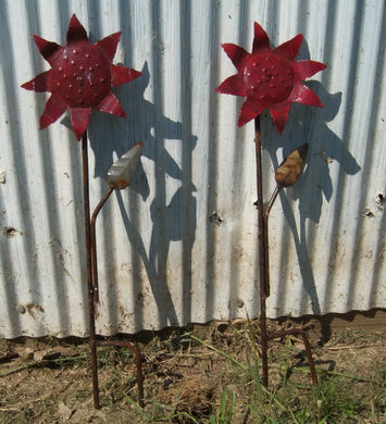 SMALL GARDEN FLOWER