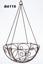 Set of 2 Hanging baskets