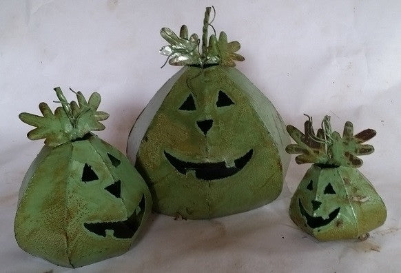 Set of 3 Cone Shaped Pumpkins