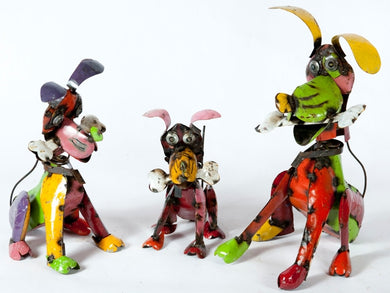 Set of 3 Dogs with Bone in Mouth
Sm 20