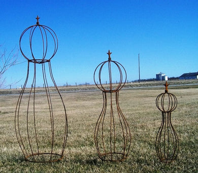Set of 3 Topiaries
29