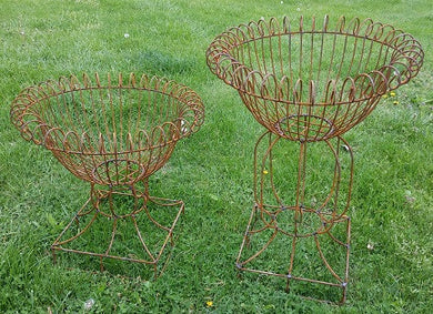 Short Round Basket Stand