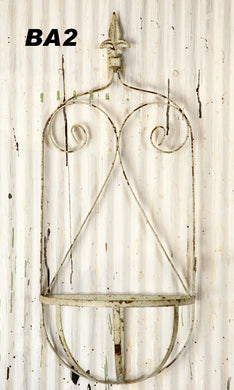 Wall Basket with Finial
30