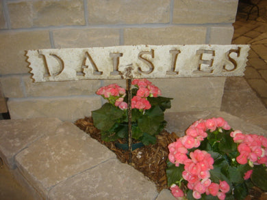 DAISIES Sign w Stake