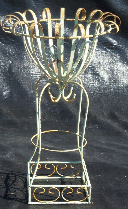 STRAP METAL PLANT STAND